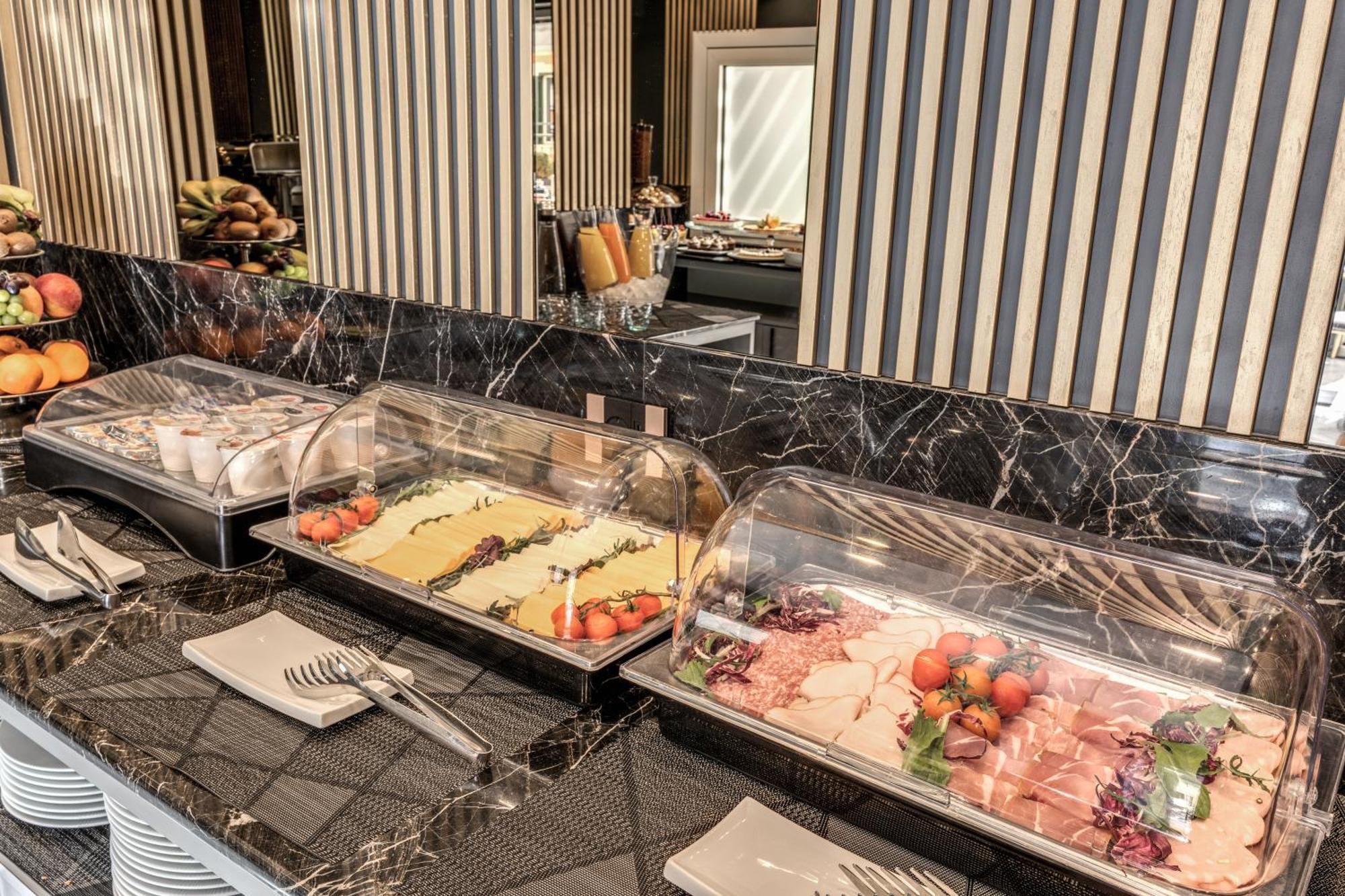 Cc Palace Hotel Roma Ngoại thất bức ảnh